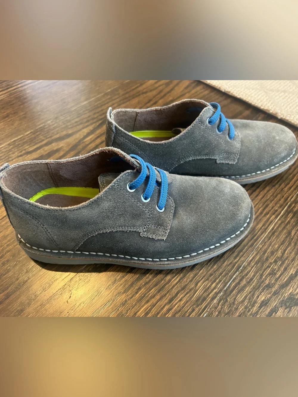 Boys Florsheim Dress Shoes. Size 2.